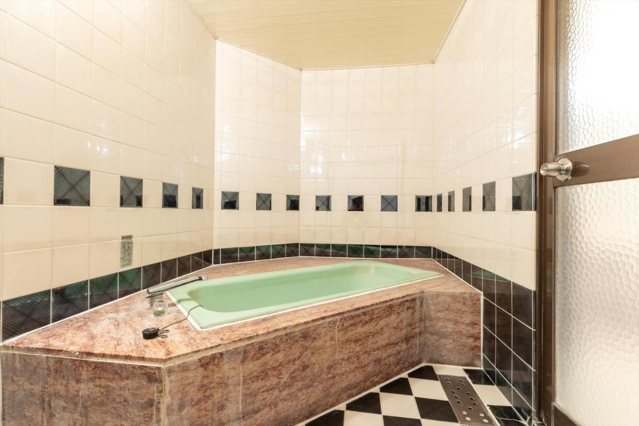 Oyo Hotel Tatsuyoshi Sennan Misakimachi Tannowa Dış mekan fotoğraf
