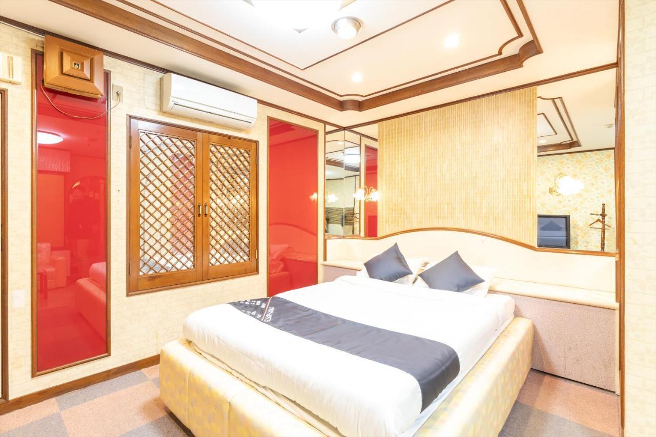 Oyo Hotel Tatsuyoshi Sennan Misakimachi Tannowa Dış mekan fotoğraf